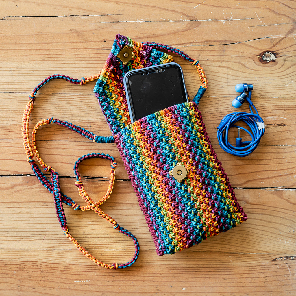 Sweven Blended Hand-Knotted Mobile Pouch