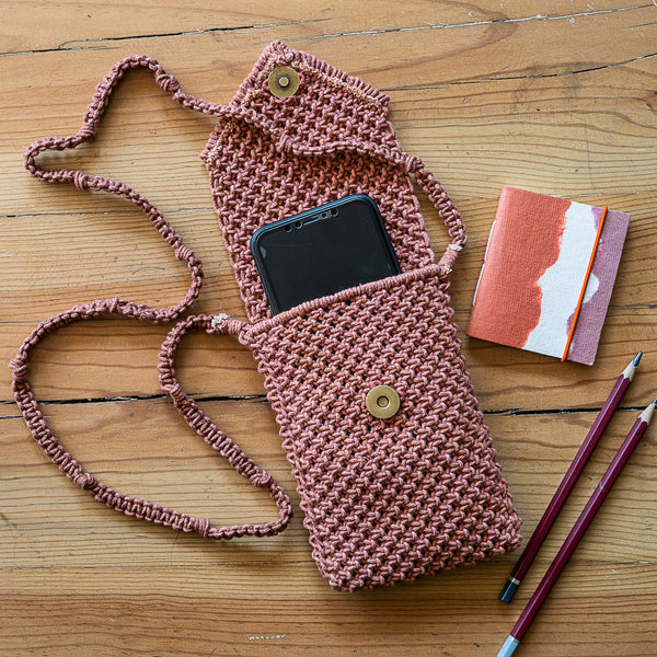 8 Gorgeous DIY Macrame Bag Patterns by Soulful Notions - Macrame HandBag  Tutorial | Bag pattern, Macrame bag, Free macrame patterns
