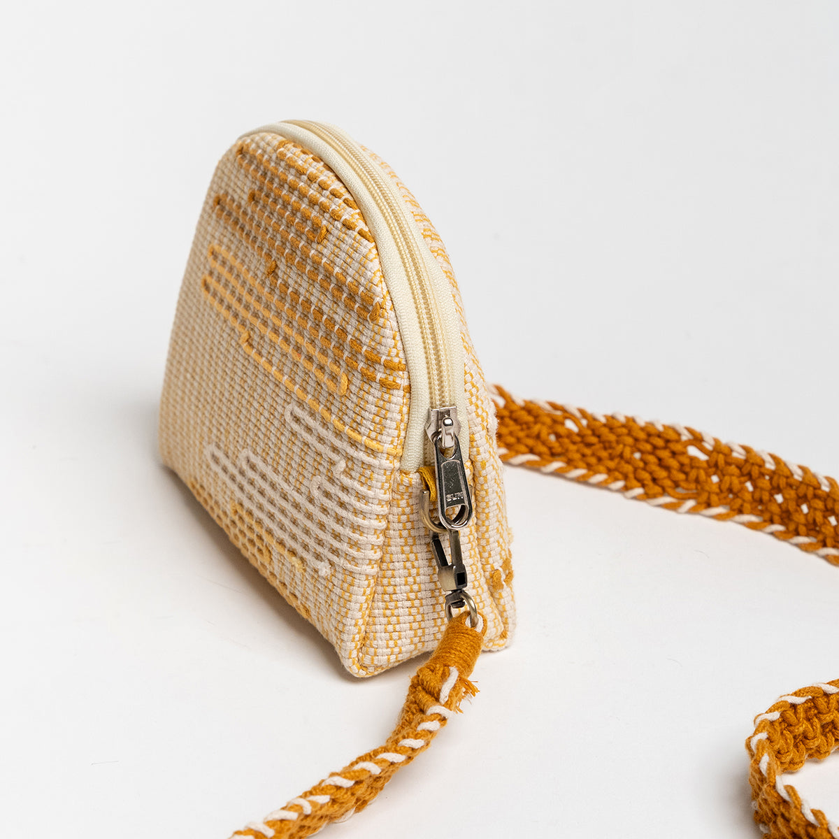 Zinnia Hand-woven Sling Bag