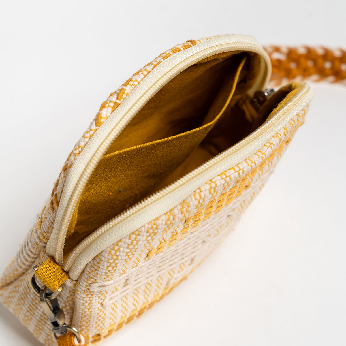 Zinnia Hand-woven Sling Bag