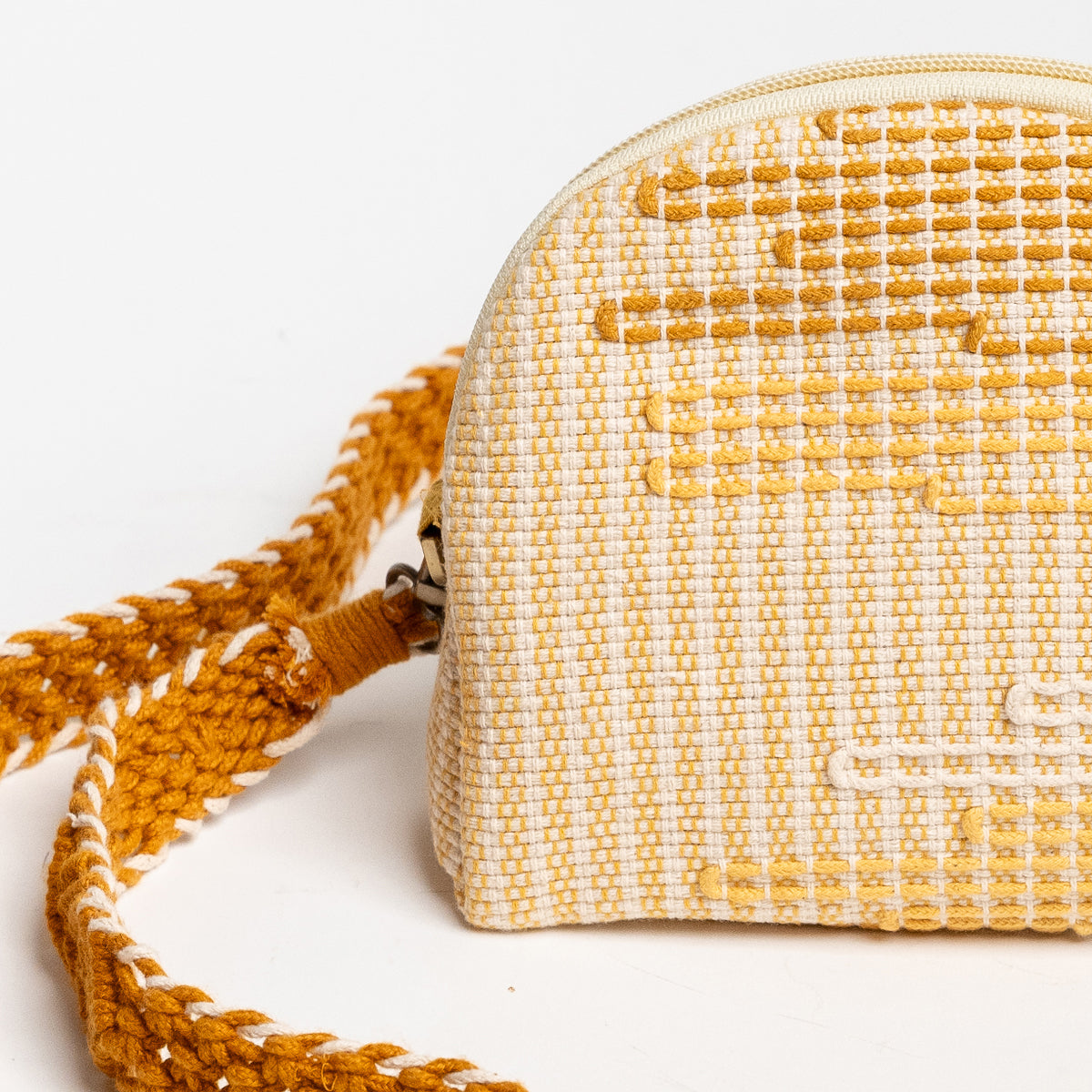 Zinnia Hand-woven Sling Bag