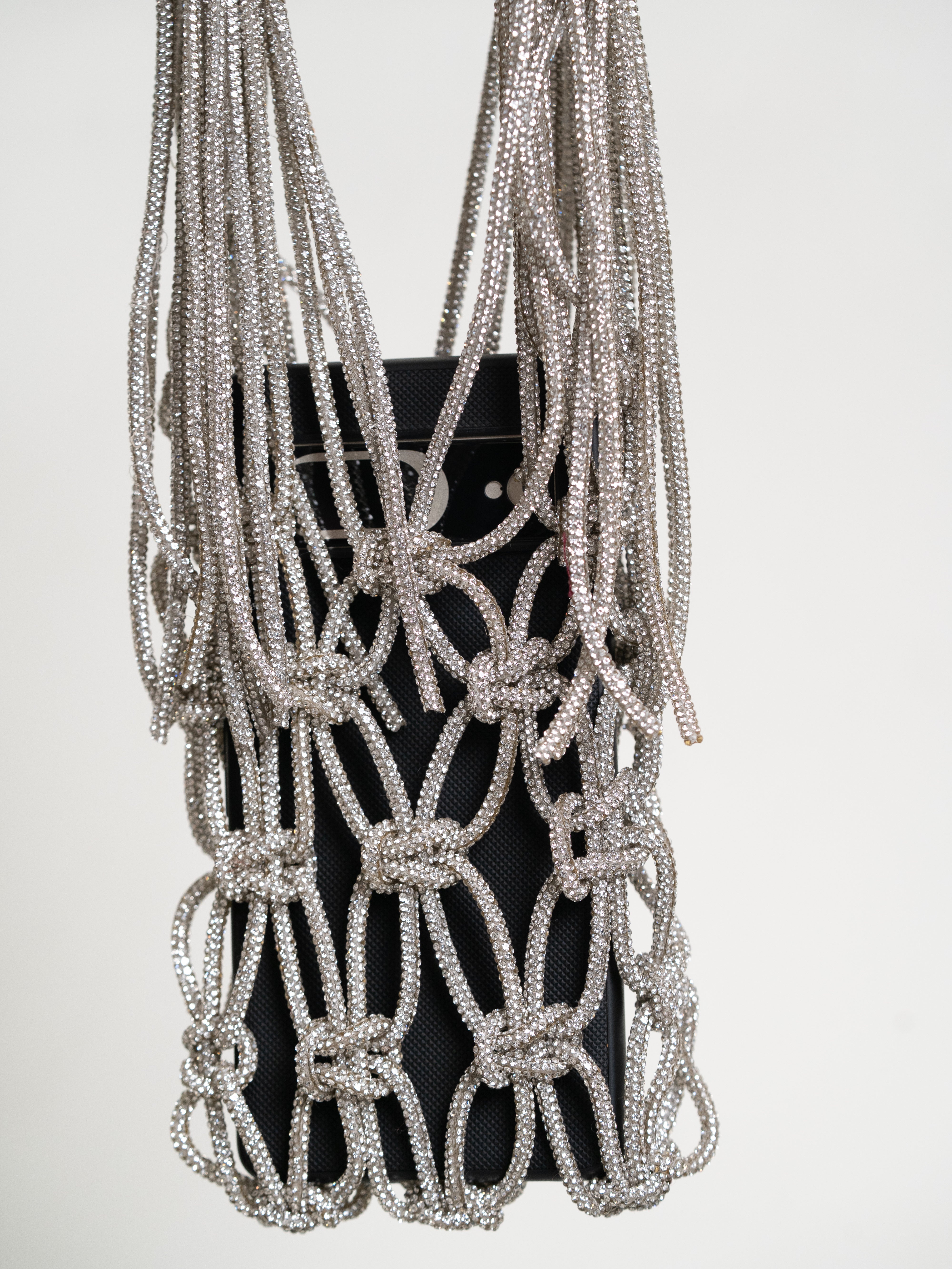 Glister Classic Hand-knotted Mobile Pouch