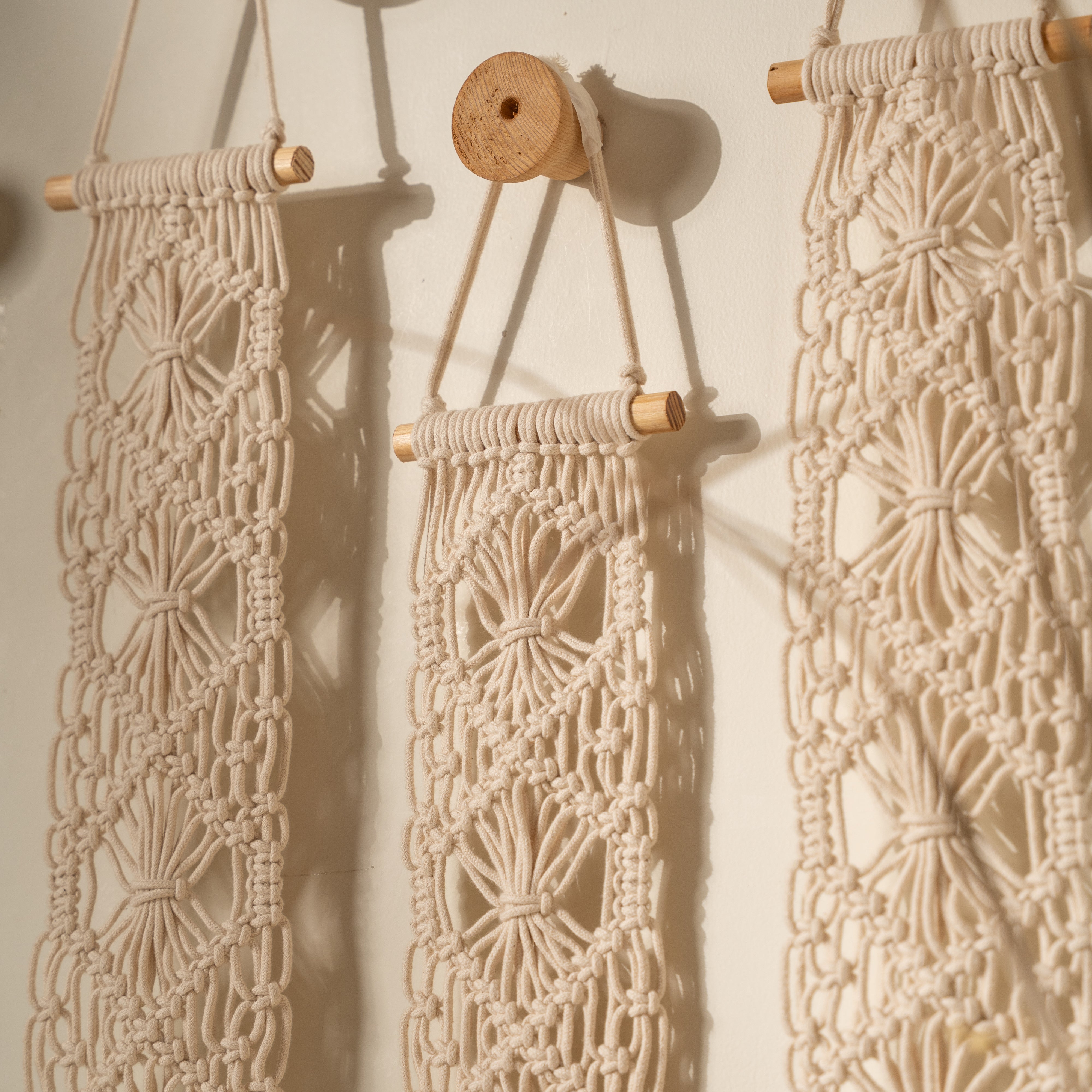 Cross Knot Ivory White Hand-crafted Wall Hanging Set of 3