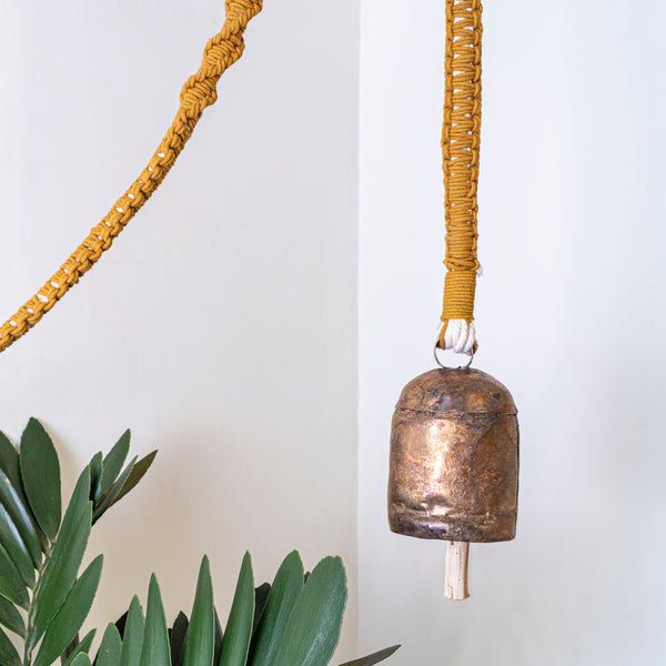 Intertwined Hand-Knotted Wind Chime with Metal Bell (Long)